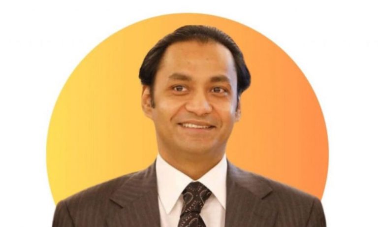 Bashundhara Group MD Sayem Sobhan Anvir won TRUB Smart Performance Award