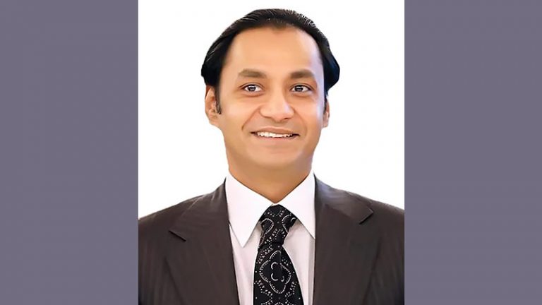 ট্রাব স্মার্ট পারফরম্যান্স অ্যাওয়ার্ড পেলেন বসুন্ধরার এমডি